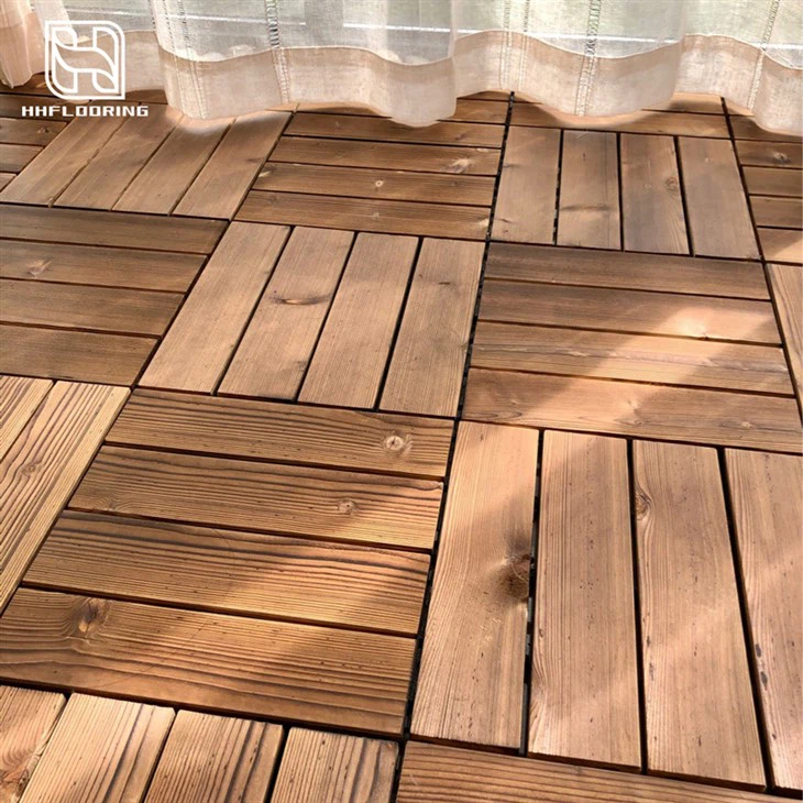 WPC sujungtos paklotų plytelės